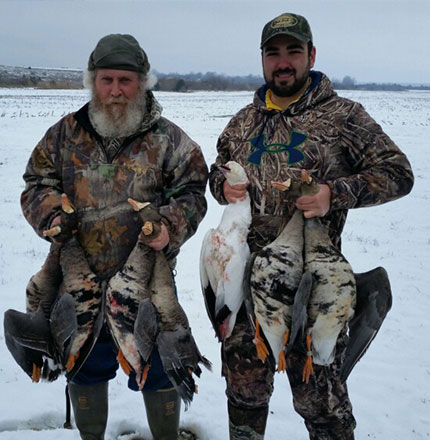 waterfowl hunters in southern illinois